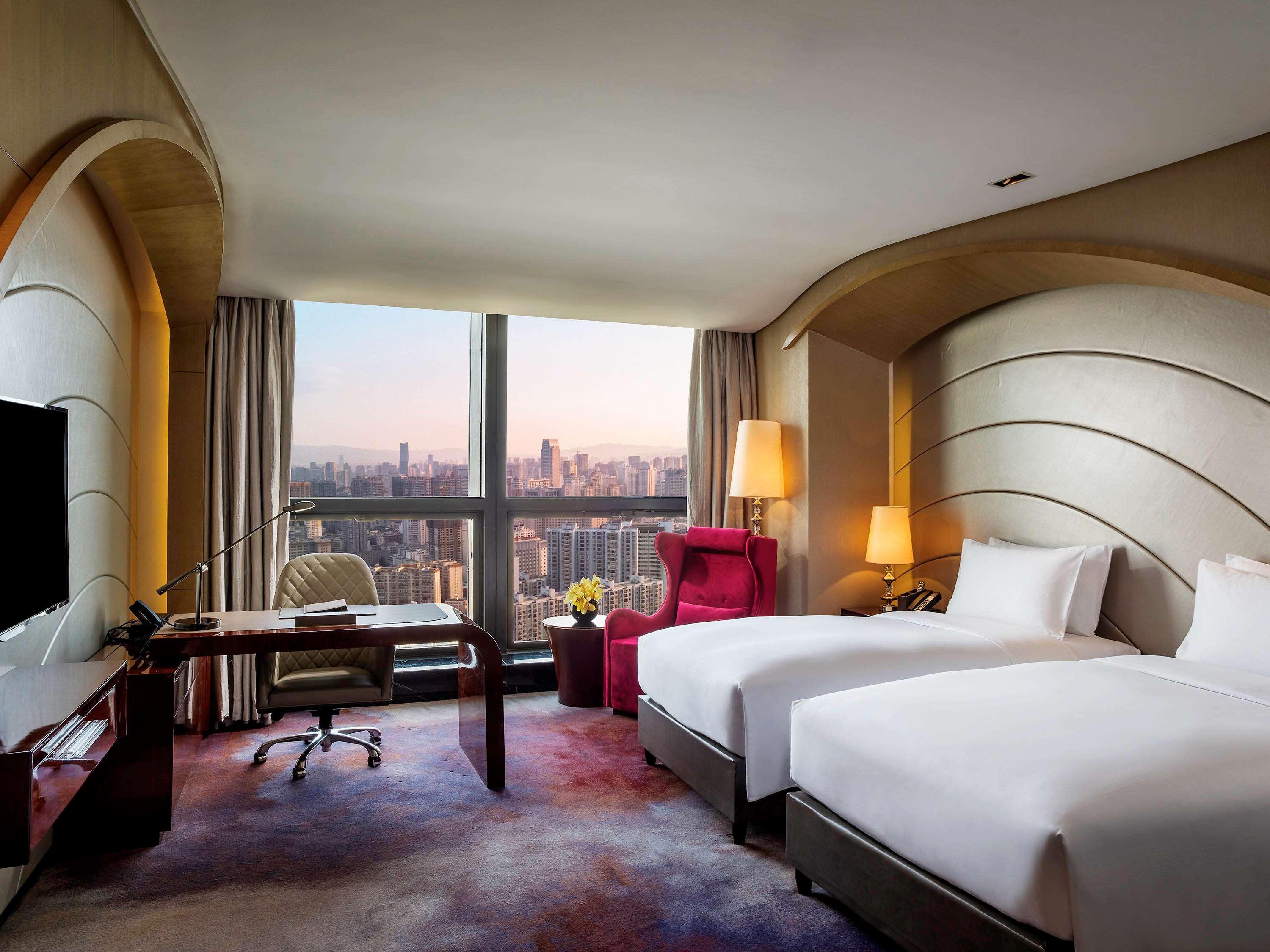 Hotel Sofitel Kunming Esterno foto
