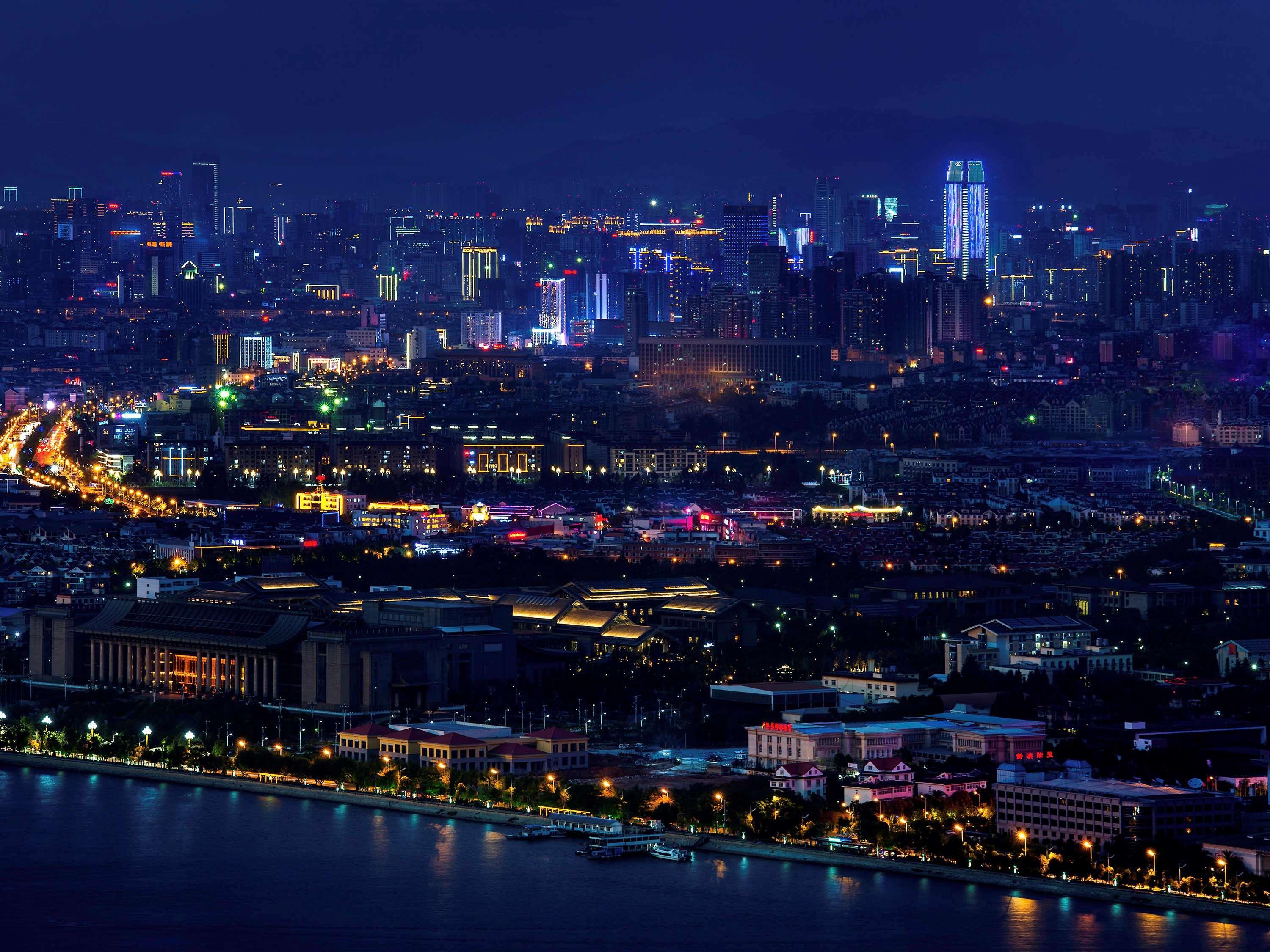 Hotel Sofitel Kunming Esterno foto