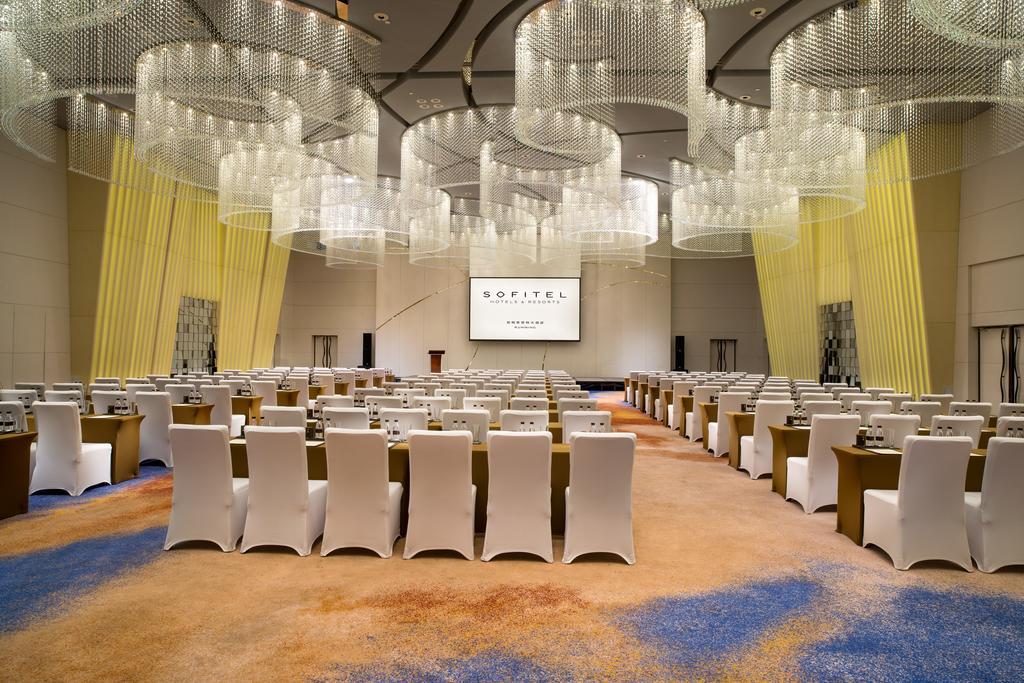 Hotel Sofitel Kunming Esterno foto
